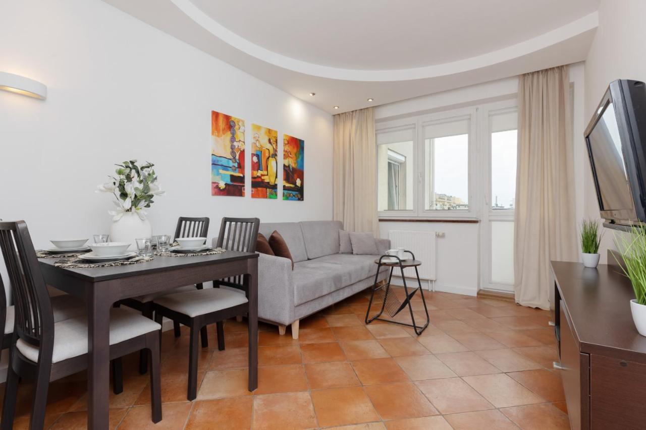Cozy Apartment With Parking In Warsaw Ursus By Noclegi Renters Ngoại thất bức ảnh