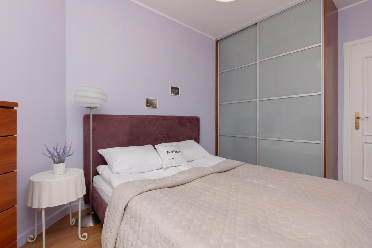 Cozy Apartment With Parking In Warsaw Ursus By Noclegi Renters Ngoại thất bức ảnh